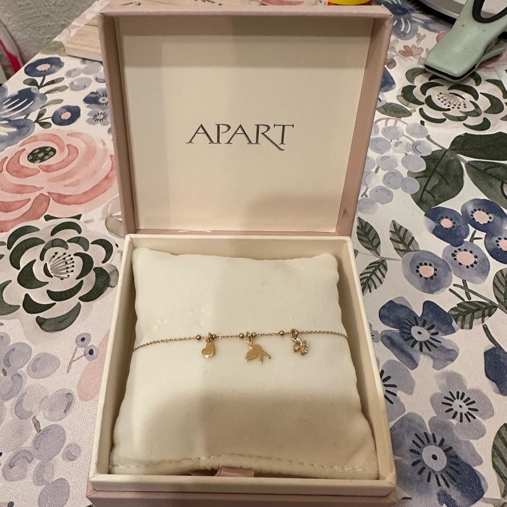 14k Gold Charm Bracelet